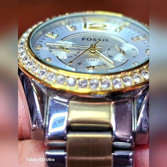 Fossil ES3204 Women's Riley Silver Dial Two Tone Steel Multifunction Watch - Picture 6 of 12